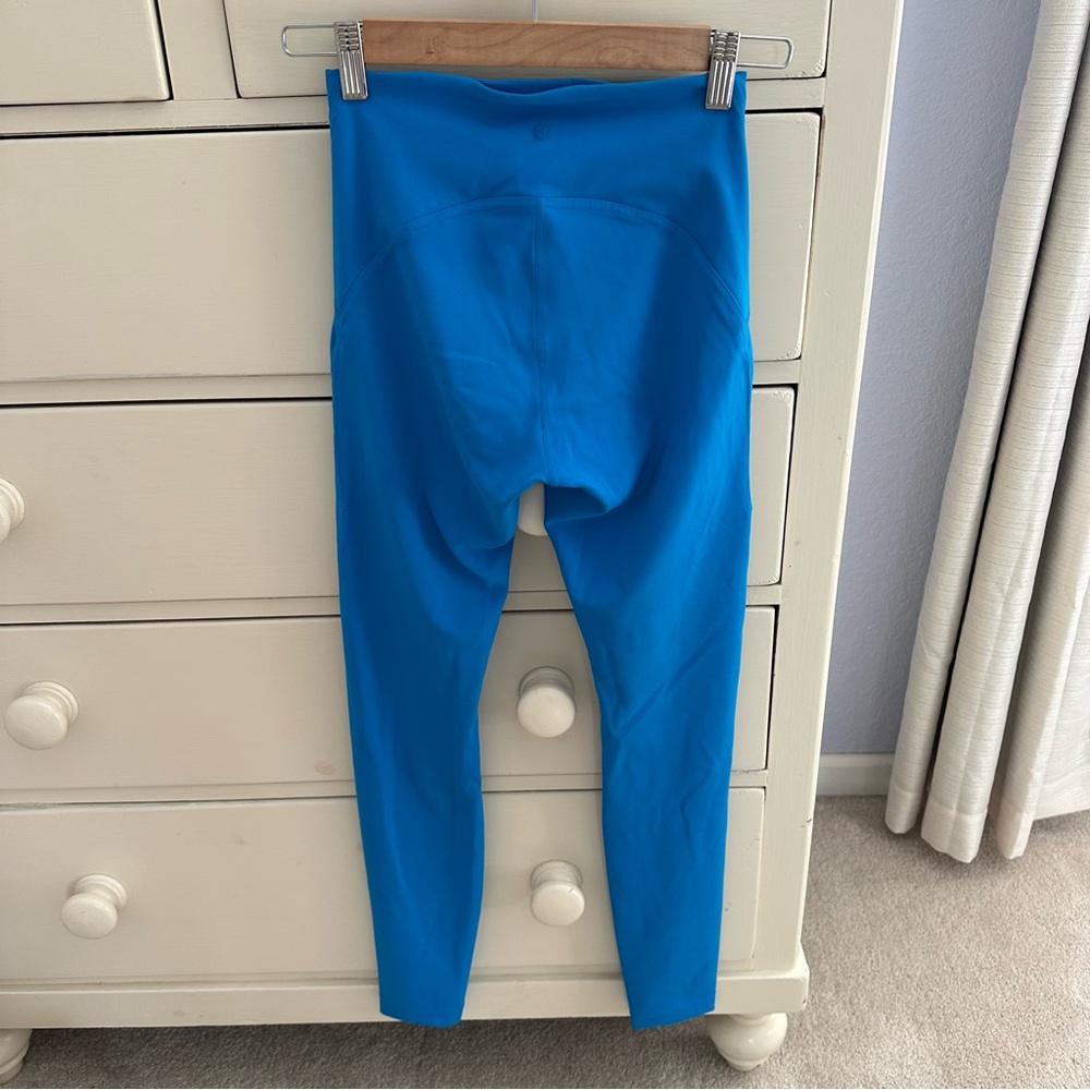 Lululemon InStill High-Rise Tight
28" - Poolside - Picture 5 of 7
